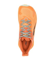 orange niedrige Sneakers von Altra