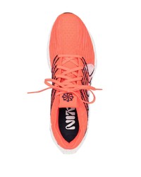 orange niedrige Sneakers von Nike