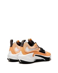 orange niedrige Sneakers von Nike