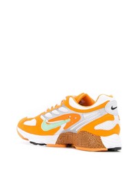 orange Sportschuhe von Nike