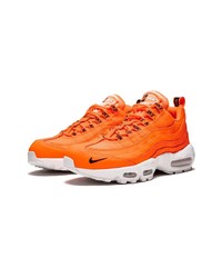 orange Sportschuhe von Nike