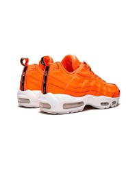 orange Sportschuhe von Nike