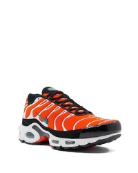 orange Sportschuhe von Nike