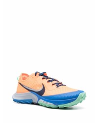 orange Sportschuhe von Nike