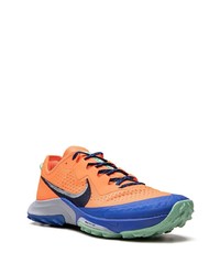 orange Sportschuhe von Nike