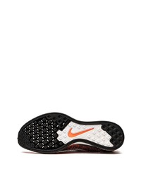 orange Sportschuhe von Nike