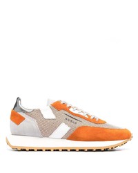 orange Sportschuhe von Ghoud