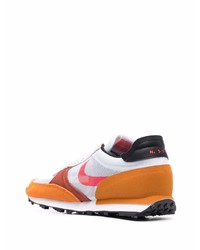 orange Sportschuhe von Nike