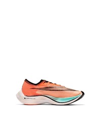 orange Sportschuhe von Nike