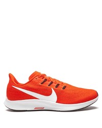 orange Sportschuhe von Nike