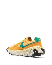 orange Sportschuhe von Nike