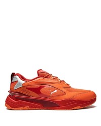 orange Sportschuhe von Puma