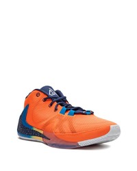 orange Sportschuhe von Nike