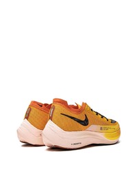 orange Sportschuhe von Nike