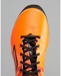 orange Stiefel von Umbro