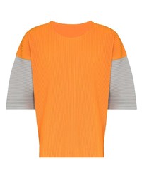 orange T-Shirt mit einem Rundhalsausschnitt von Homme Plissé Issey Miyake