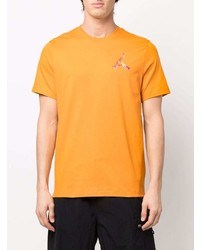 orange T-Shirt mit einem Rundhalsausschnitt von Nike