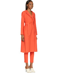 orange Trenchcoat von Cédric Charlier