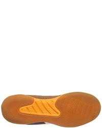 orange Turnschuhe von Puma