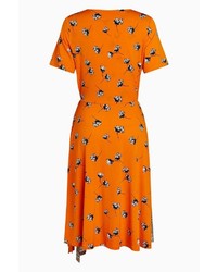 orange Wickelkleid mit Blumenmuster von NEXT