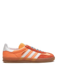 orange Wildleder niedrige Sneakers von adidas
