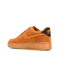 orange Wildleder niedrige Sneakers von Nike