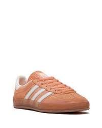 orange Wildleder niedrige Sneakers von adidas