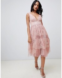 rosa ausgestelltes Kleid aus Spitze von ASOS DESIGN