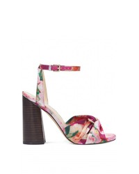 rosa bedruckte Satin Sandaletten von Nine West