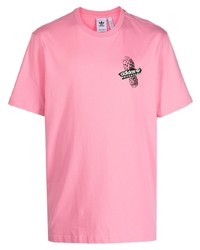 rosa bedrucktes T-Shirt mit einem Rundhalsausschnitt von adidas