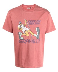 rosa bedrucktes T-Shirt mit einem Rundhalsausschnitt von Gramicci