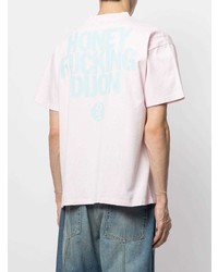 rosa bedrucktes T-Shirt mit einem Rundhalsausschnitt von Honey Fucking Dijon