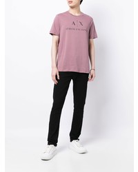 rosa bedrucktes T-Shirt mit einem Rundhalsausschnitt von Armani Exchange