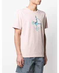 rosa bedrucktes T-Shirt mit einem Rundhalsausschnitt von Stone Island