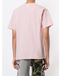 rosa bedrucktes T-Shirt mit einem Rundhalsausschnitt von A Bathing Ape