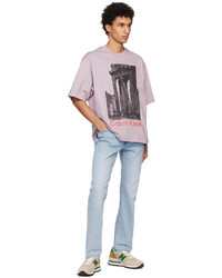 rosa bedrucktes T-Shirt mit einem Rundhalsausschnitt von Calvin Klein