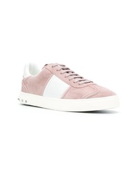 rosa beschlagene Wildleder niedrige Sneakers von Valentino
