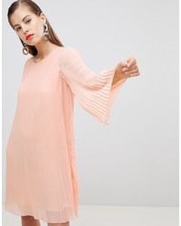 rosa schwingendes Kleid mit Falten von Y.a.s