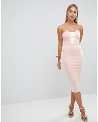 rosa figurbetontes Kleid von PrettyLittleThing