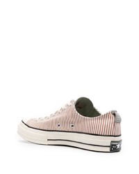 rosa horizontal gestreifte Segeltuch niedrige Sneakers von Converse