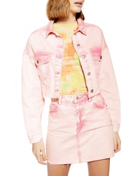 rosa Jeansjacke mit Acid-Waschung