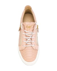 rosa Leder niedrige Sneakers mit Schlangenmuster von Giuseppe Zanotti Design