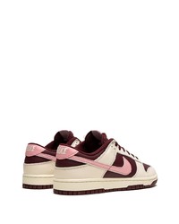 rosa Leder niedrige Sneakers von Nike