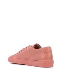 rosa Leder niedrige Sneakers von Common Projects