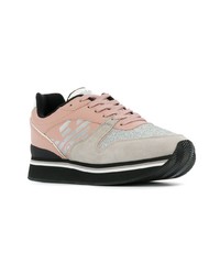 rosa niedrige Sneakers von Emporio Armani