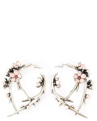 rosa Ohrringe mit Blumenmuster von Shaun Leane