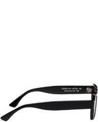 rosa Sonnenbrille von Thierry Lasry