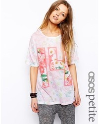 rosa T-Shirt mit einem Rundhalsausschnitt mit Blumenmuster von Asos
