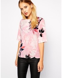 rosa T-Shirt mit einem Rundhalsausschnitt mit Blumenmuster von Warehouse