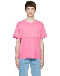 rosa T-Shirt mit einem Rundhalsausschnitt von Eckhaus Latta